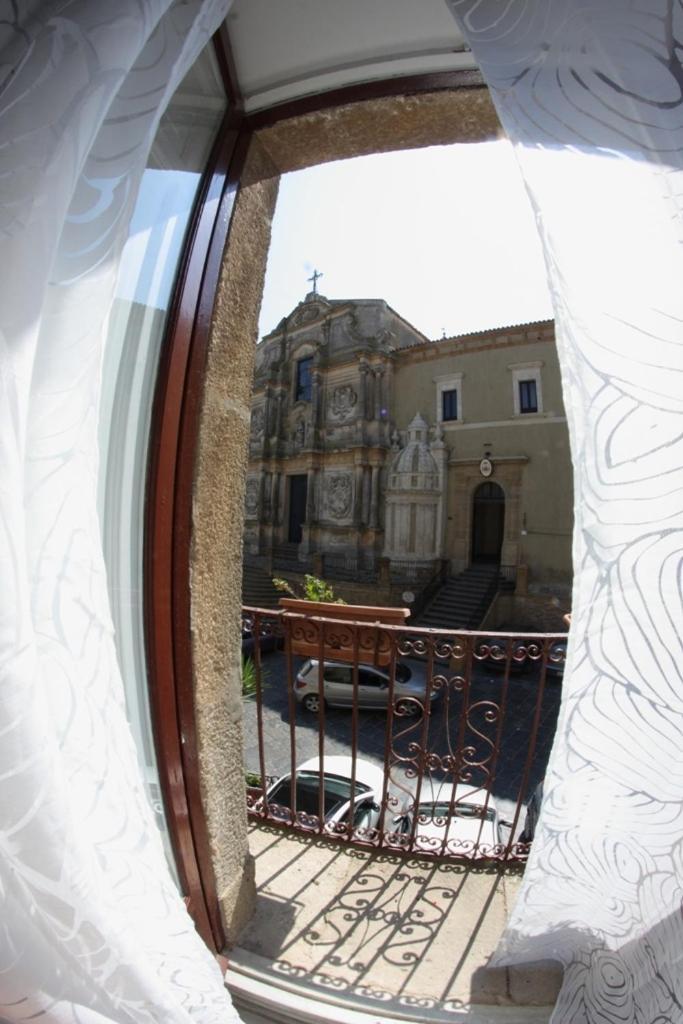 Gualtiero Camere & Suite Caltagirone Rom bilde