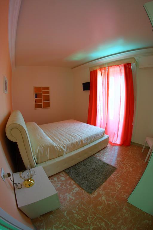 Gualtiero Camere & Suite Caltagirone Eksteriør bilde